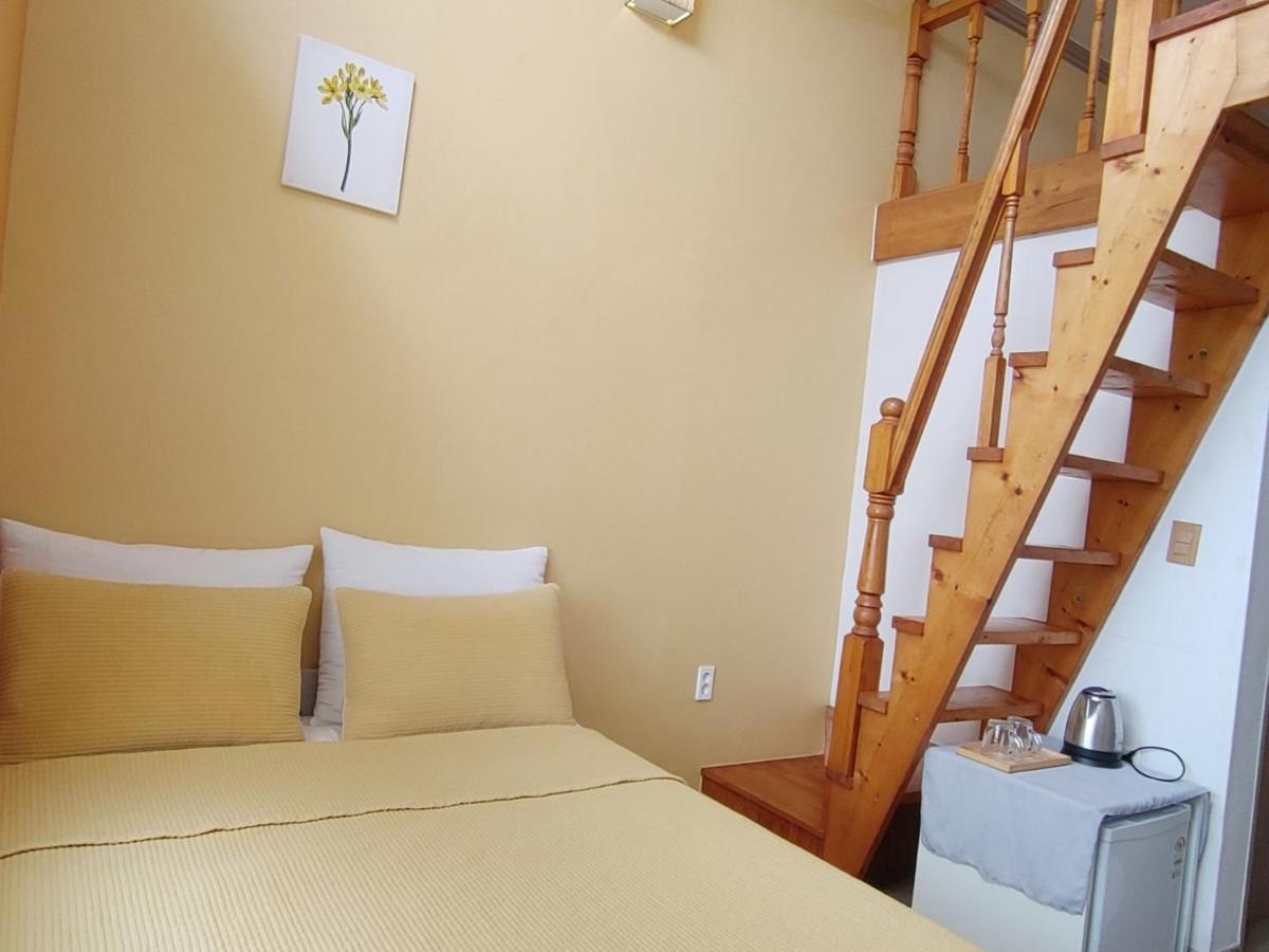 Moon Forest Guesthouse Чечжу Екстер'єр фото
