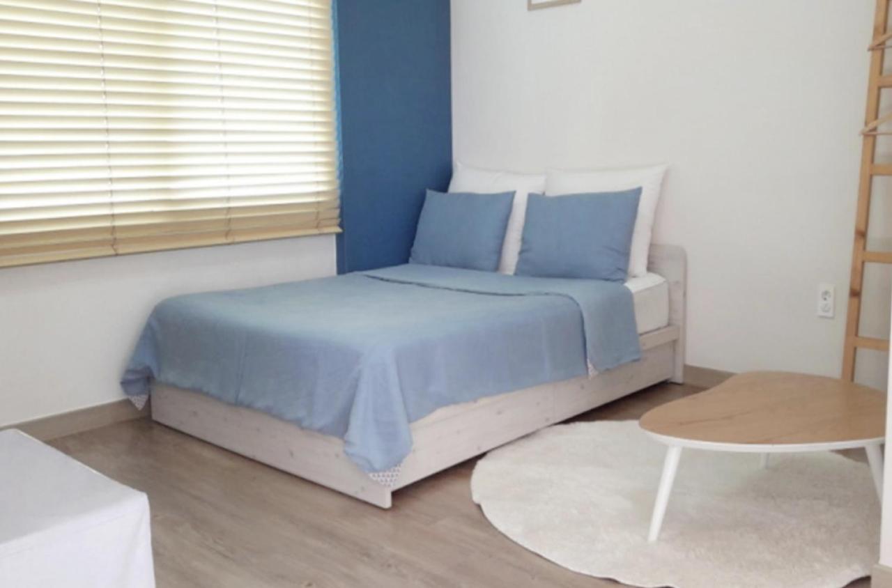 Moon Forest Guesthouse Чечжу Екстер'єр фото