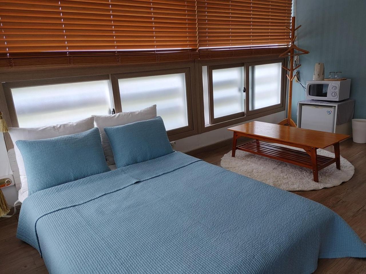 Moon Forest Guesthouse Чечжу Екстер'єр фото